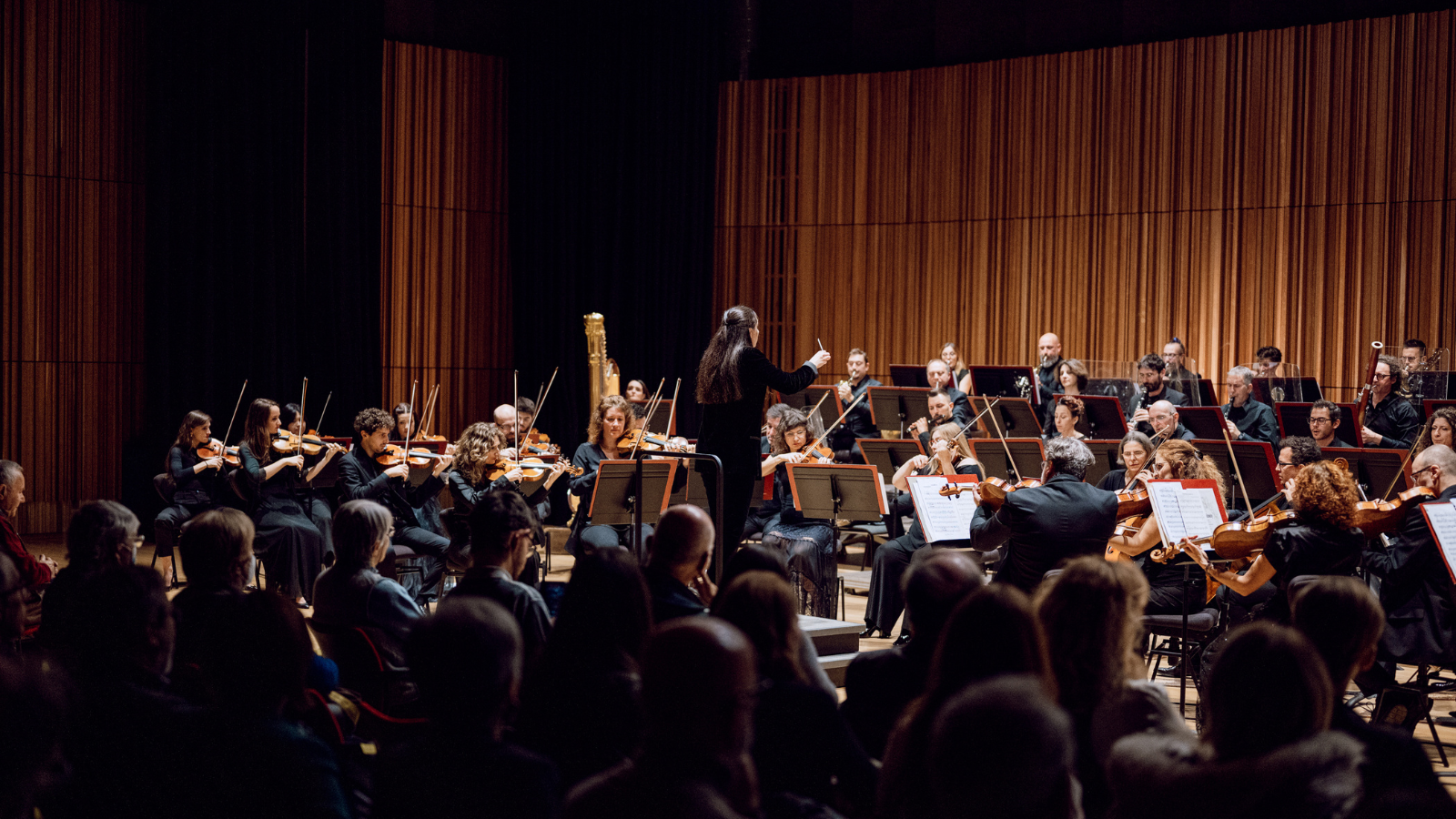Vivi “L’orchestra da vicino” con la Filarmonica Toscanini