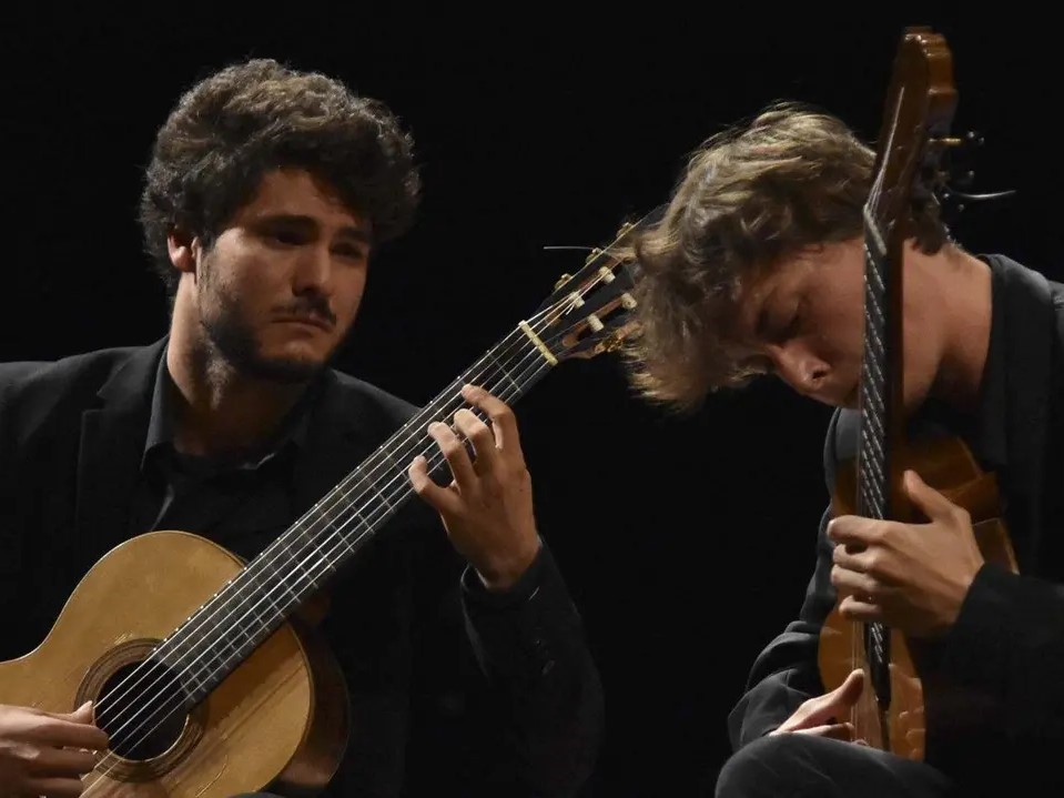 DUO STRIAGO, giovane duo pluripremiato ai Concerti della Gazzetta