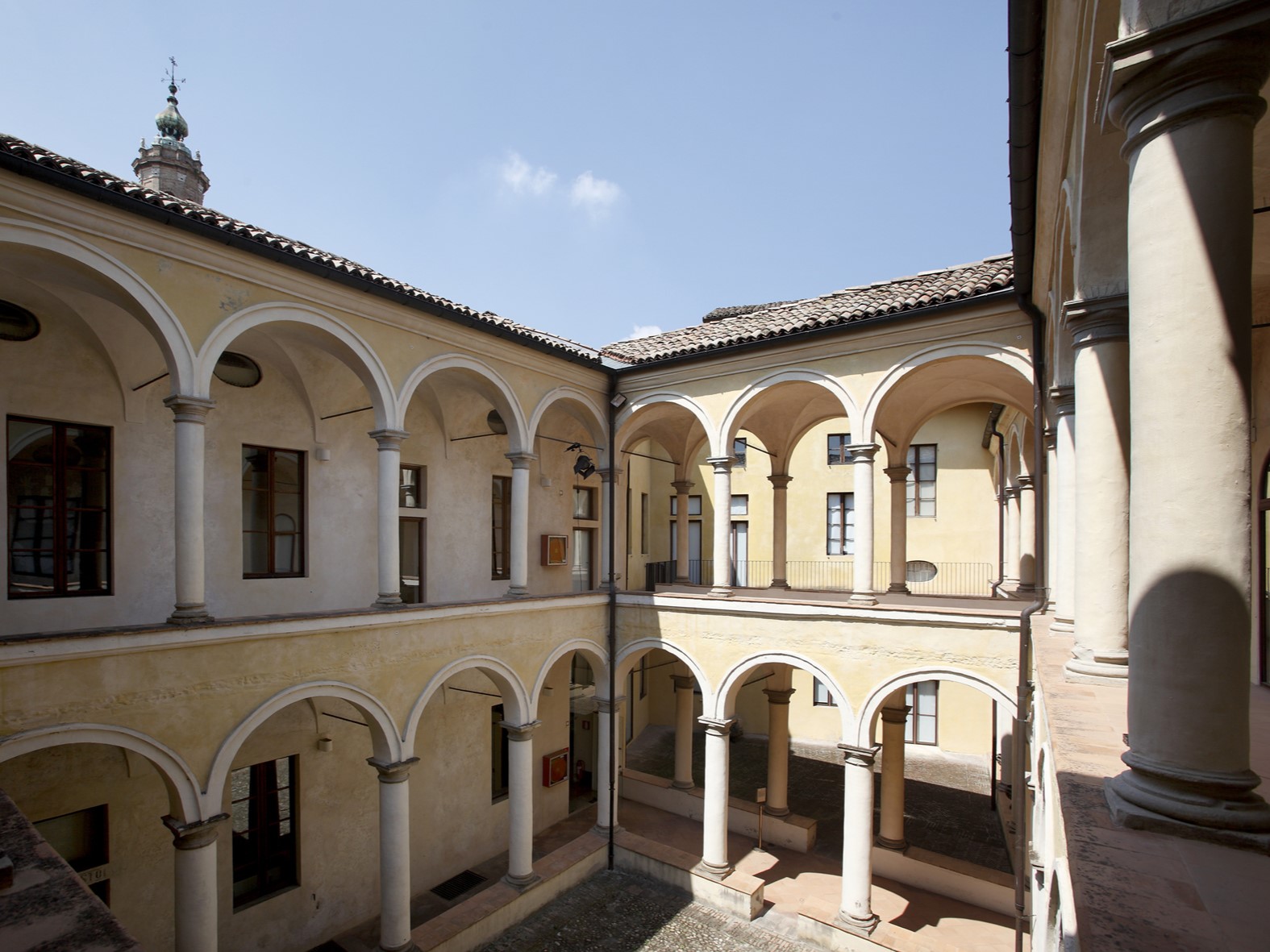 “VISIONI SONORE”: Un concerto itinerante con visita guidata alla Pinacoteca Stuard
